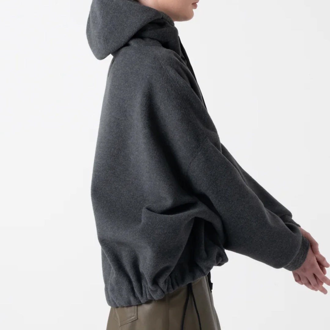 【COGTHEBIGSMOKE】KNOLL CROPPED HOODY / LIGHT WEIGHT BRUSHED DOUBLE JERSEY　CHARCOAL